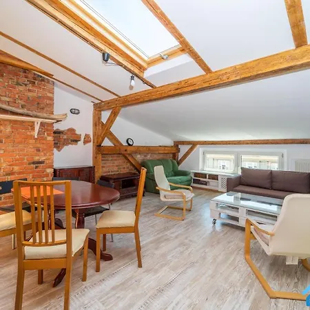 9 Osobowy Loft W Centrum Gdyni