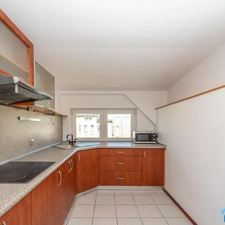 9 Osobowy Loft W Centrum Gdyni *